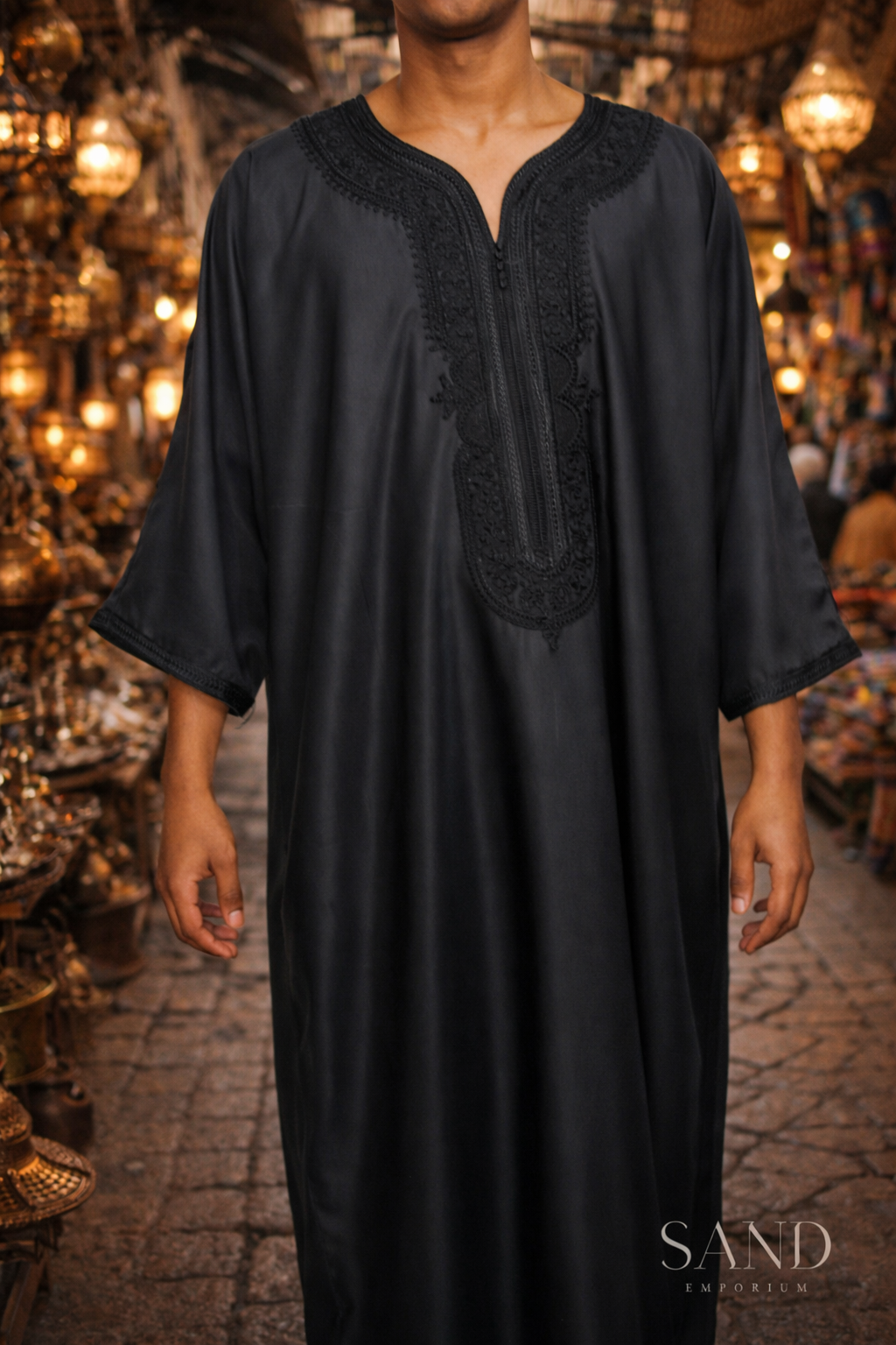 Black Moroccan gandora for men, traditional djellaba thobe with loose fit and 3/4 sleeves